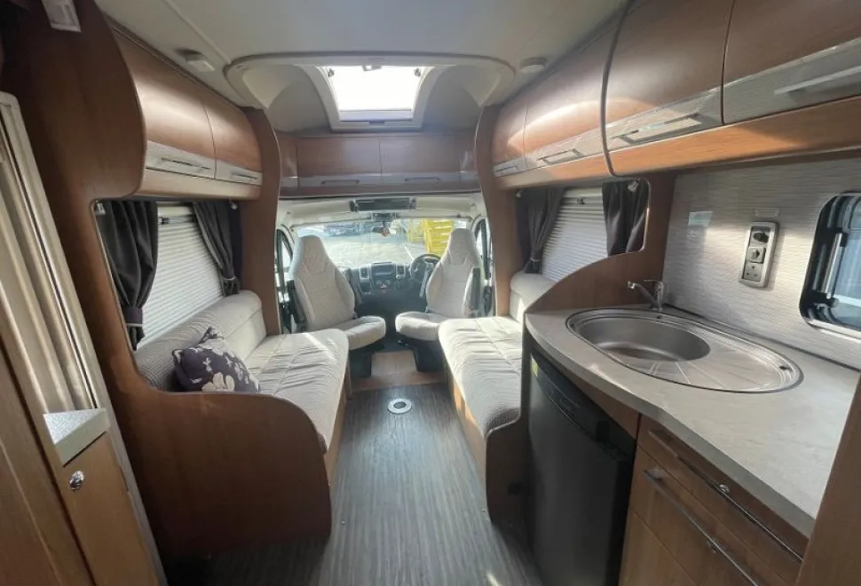 Auto-Trail  Tracker RS 2016