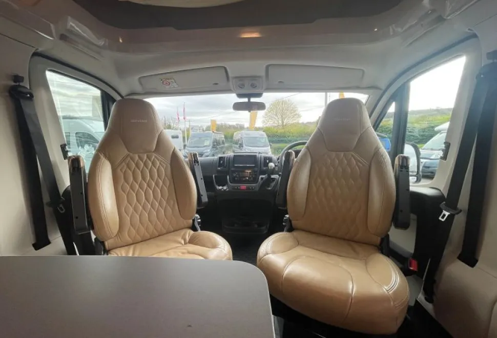 Burstner  Ixeo IT680G Auto 2019