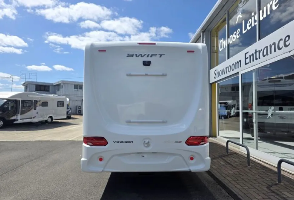 Swift  Voyager 594 2026