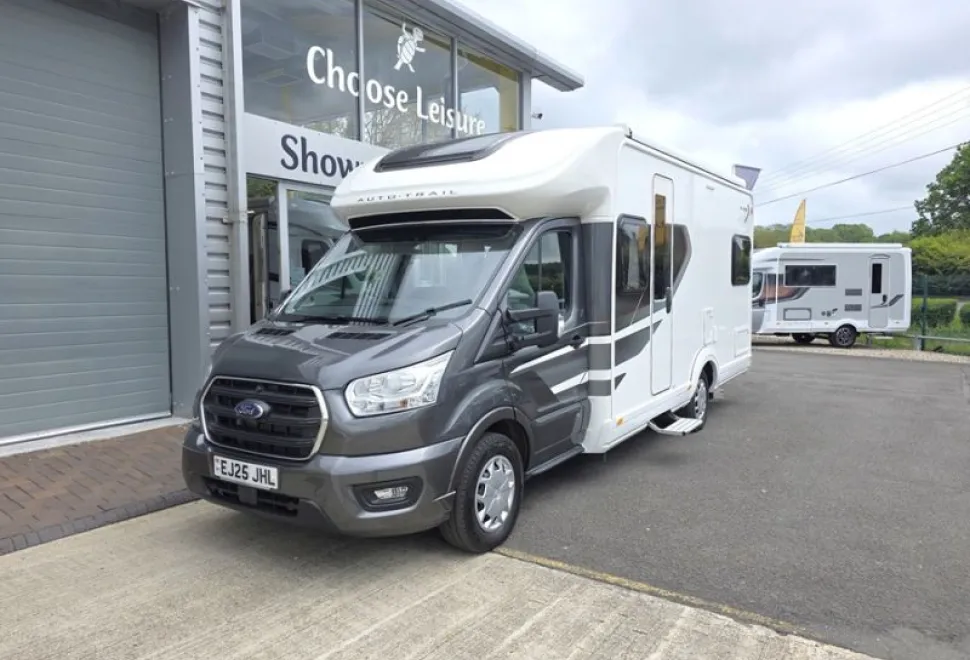 Auto-Trail  F72 2025