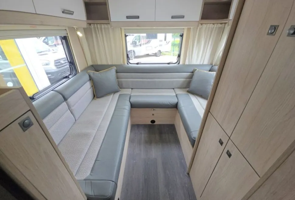 Auto-Trail  F72 2025