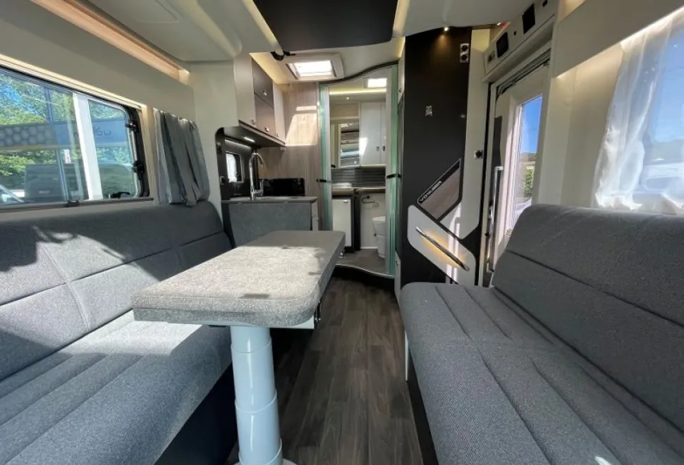 Swift  Voyager 505 2026
