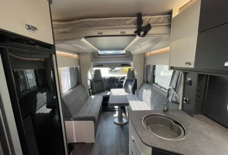 Swift  Voyager 505 2026