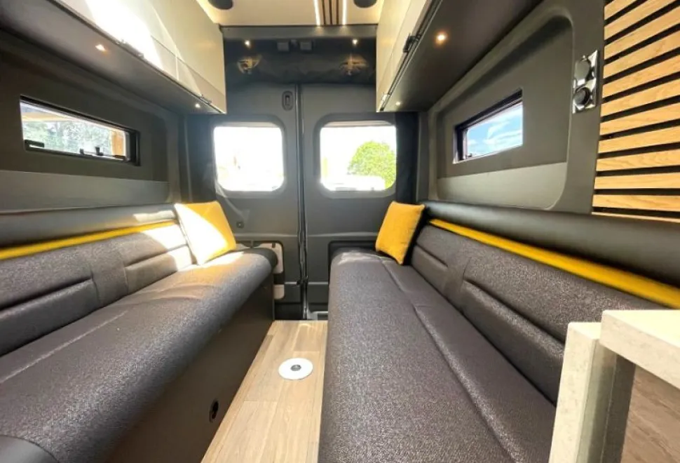 Swift  Trekker XLT 2026