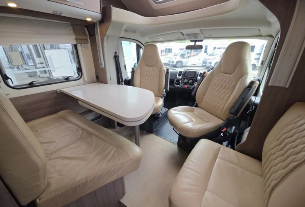 Burstner  Ixeo IT726 2016