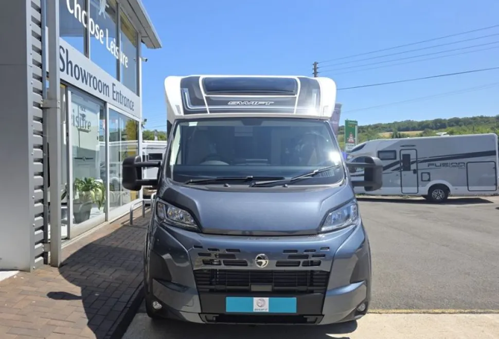 Swift  Escape 694 2026