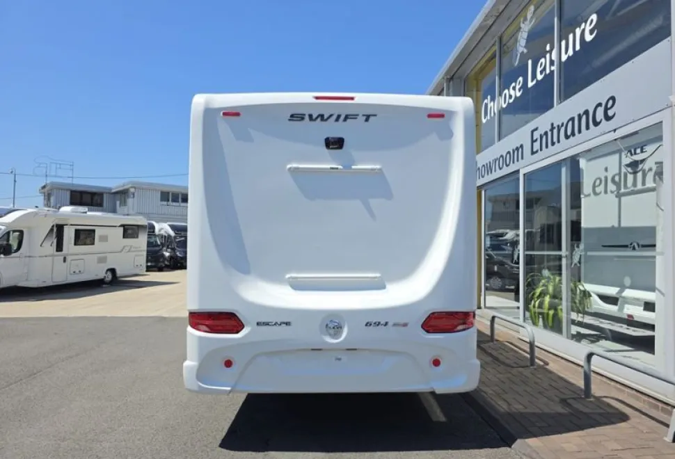 Swift  Escape 694 2026