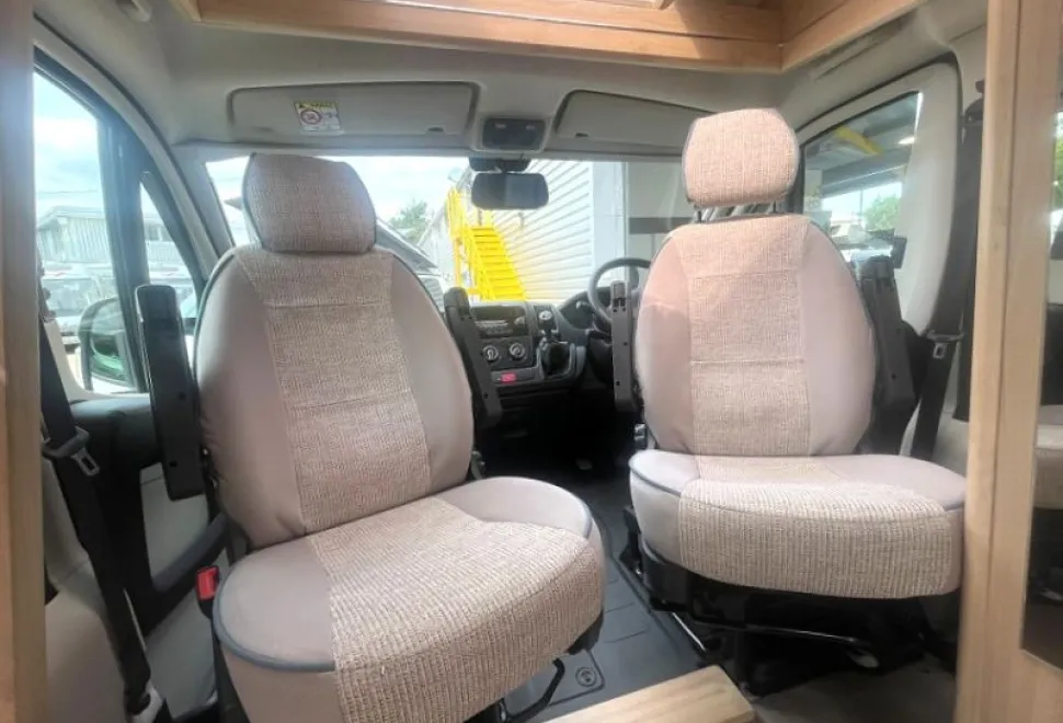 Elddis  Accordo 120 2016