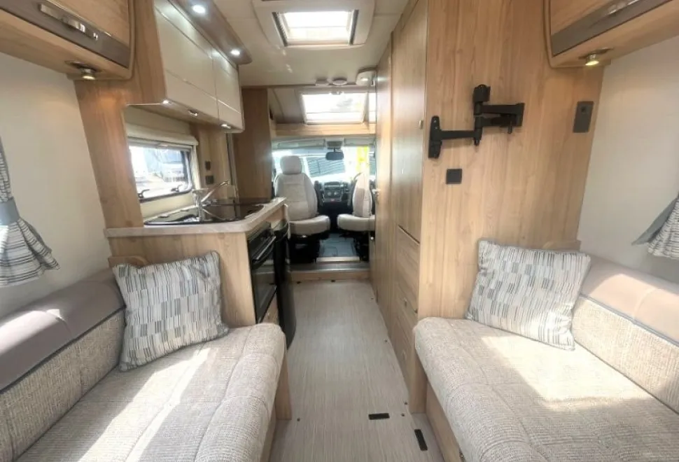 Elddis  Accordo 120 2016