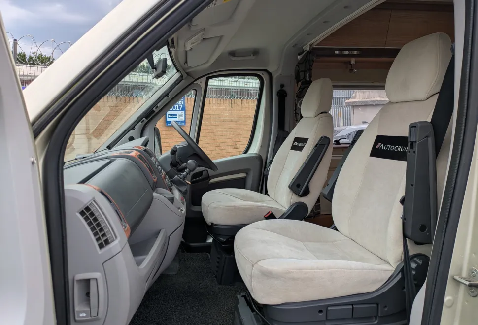 Autocruise Jazz - Manual 2011