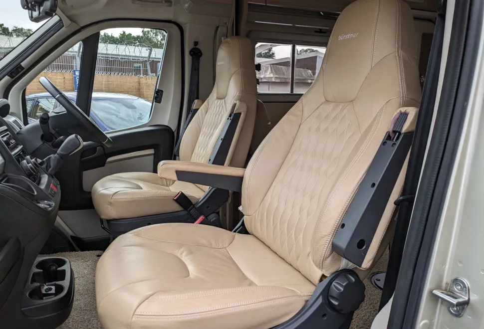 Burstner Ixeo TL 680 G - Automatic 2019