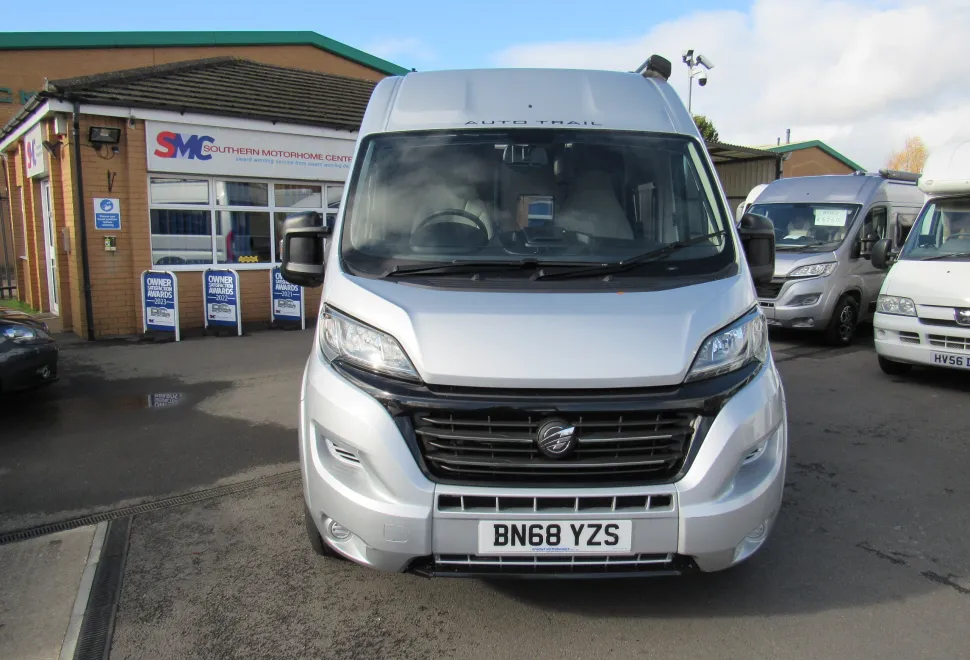 Auto-Trail V-Line 635 SE  - Manual 2018