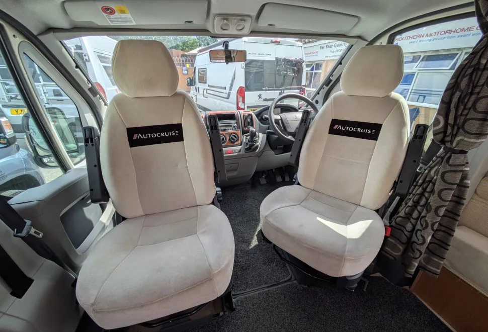 Autocruise Jazz - Manual 2011