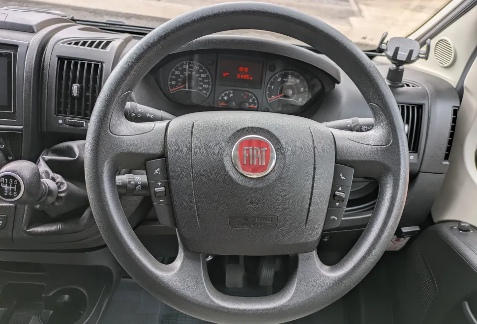 Auto-Trail V-Line 610 - Manual 2020