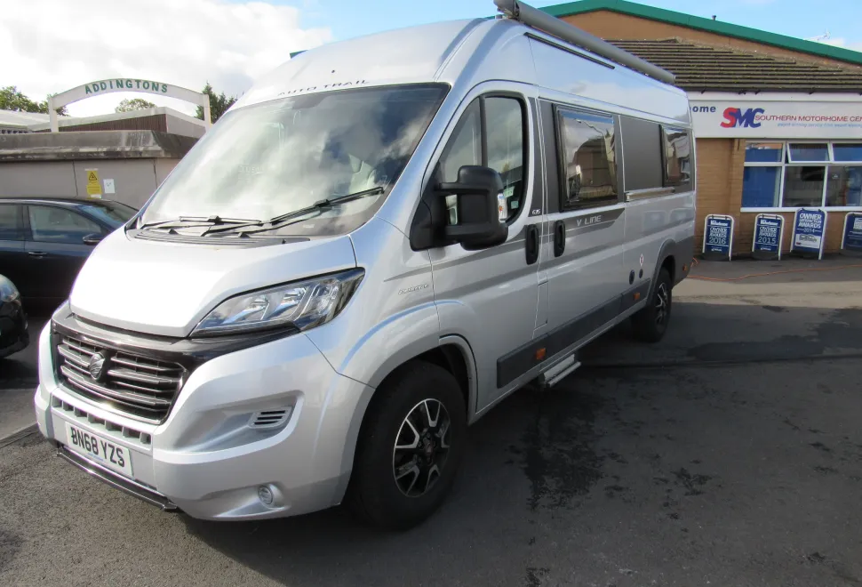 Auto-Trail V-Line 635 SE  - Manual 2018