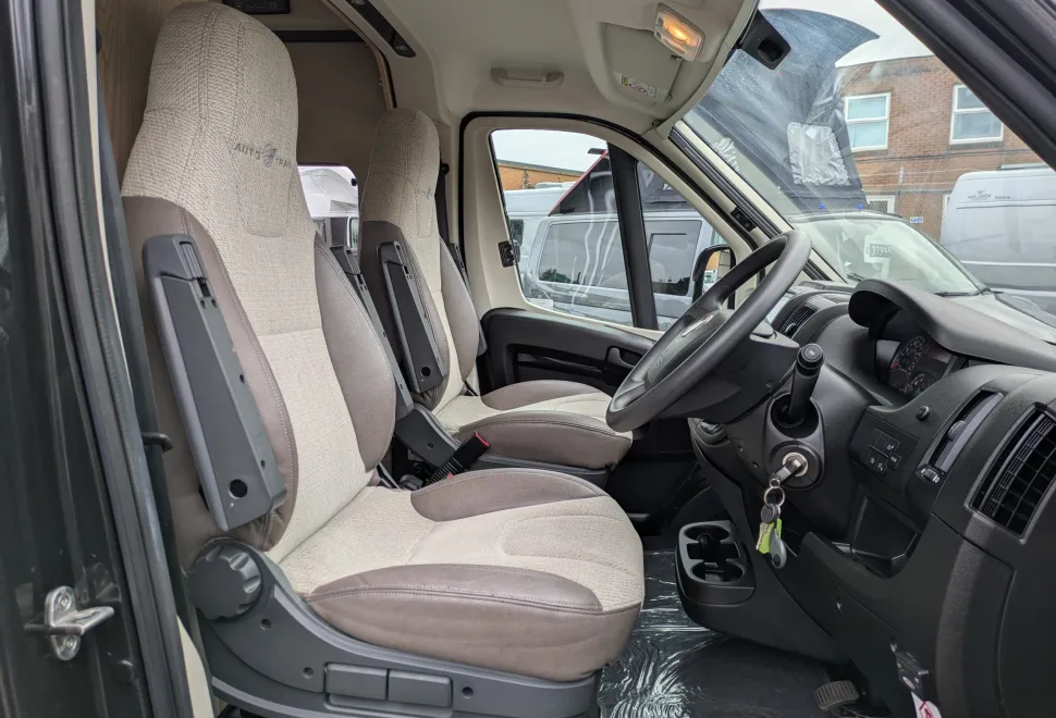 Auto-Trail V-Line 610  2020