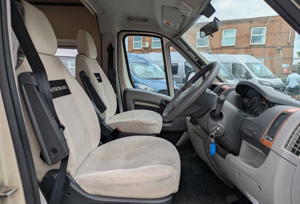 Autocruise Jazz - Manual 2011