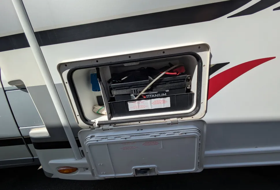 Elddis Majestic 165 - Manual 2014