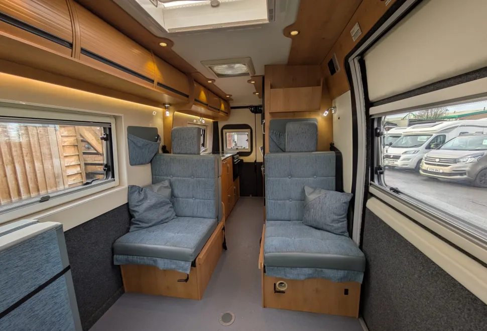 Wildax Constellation 4 - Manual 2015