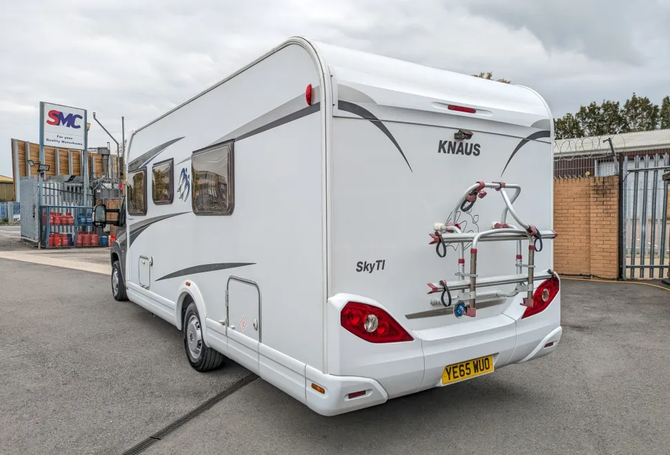 Knaus Sky TI 700 - Manual 2015
