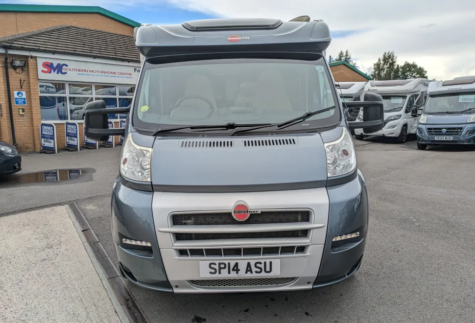 Burstner Nexxo T690 G - Manual 2014