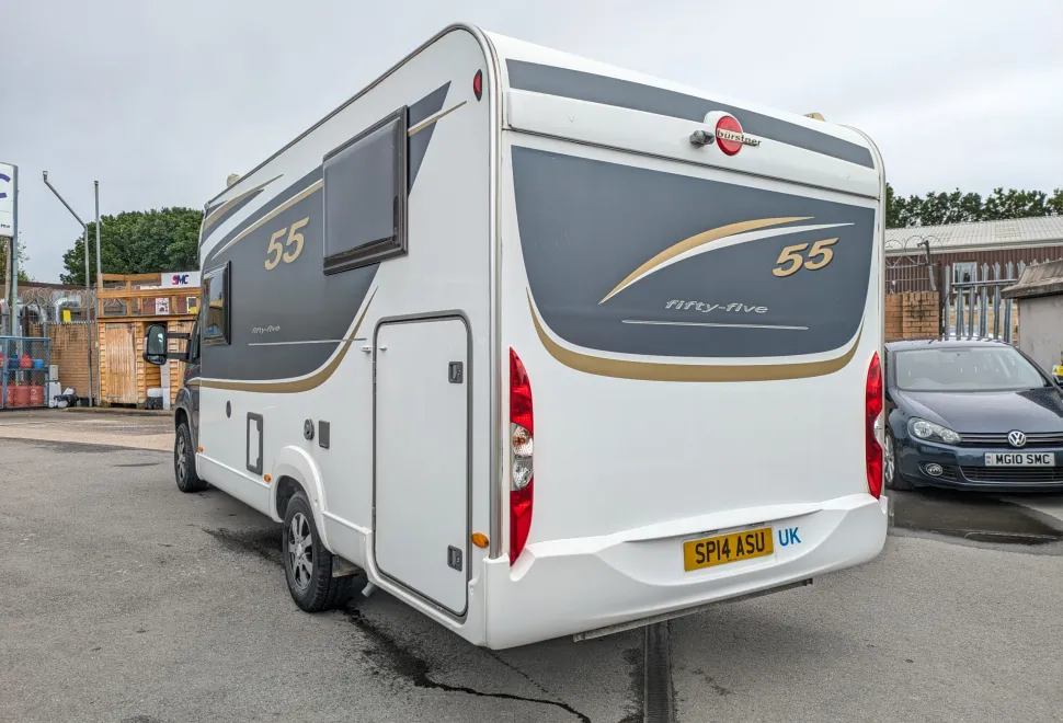 Burstner Nexxo T690 G - Manual 2014