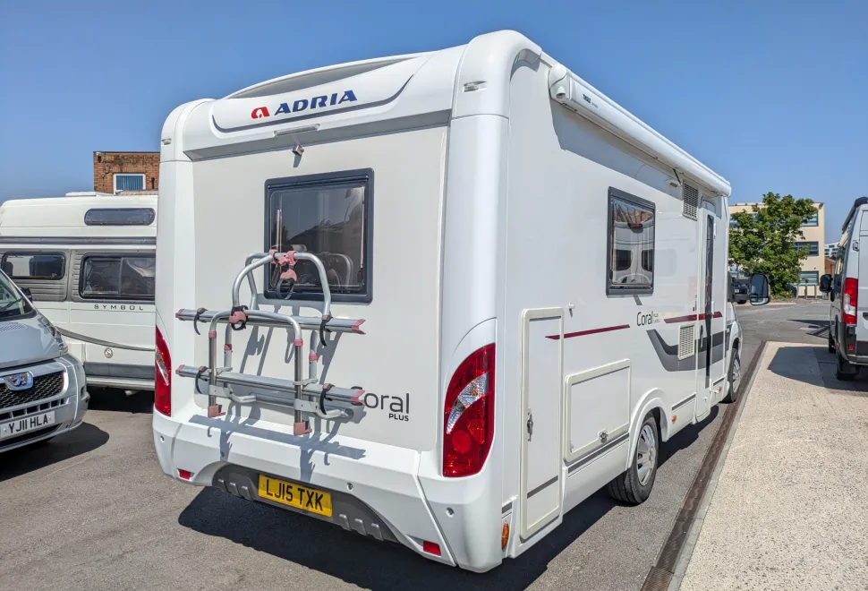 Adria Coral Plus S 670 SLT 2015