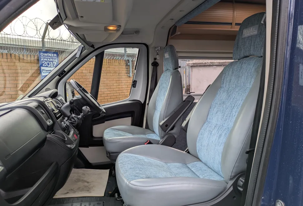 Wildax Constellation 4 - Manual 2015