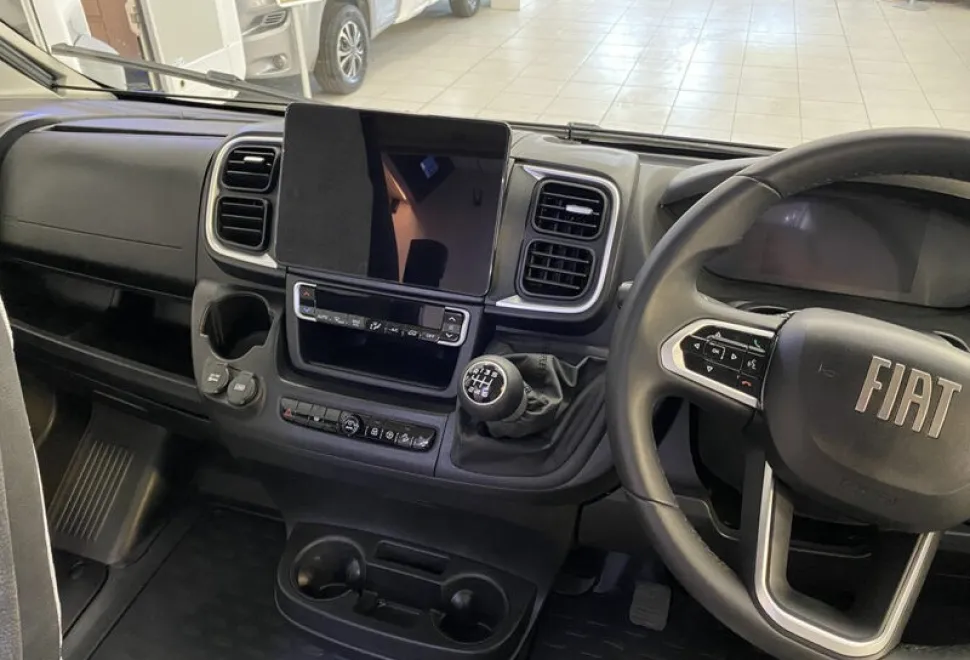 Auto-Sleepers Fiat Warwick Duo 2025