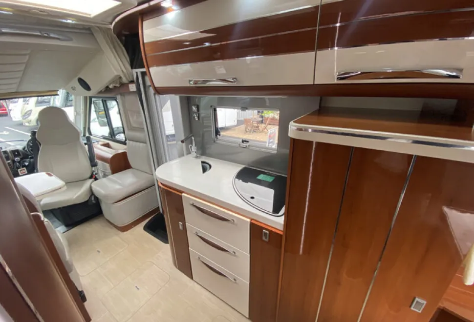 Mobilvetta K-Yacht Teknoline 80 2017