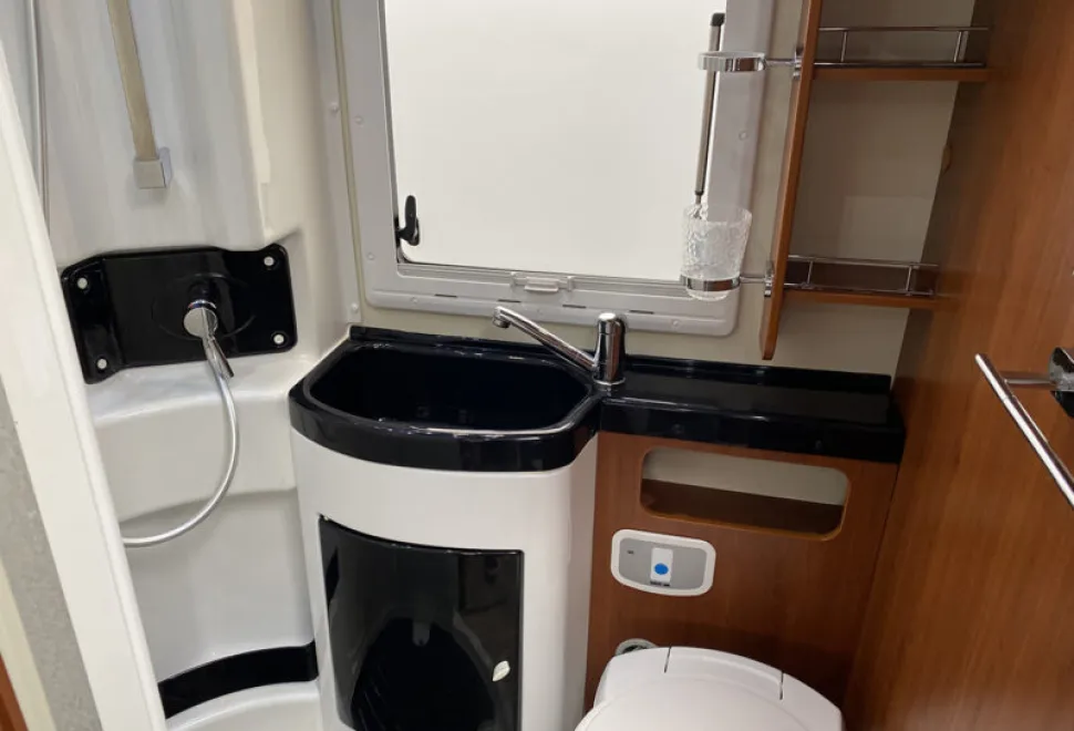 Mobilvetta K-Yacht Teknoline 80 2017