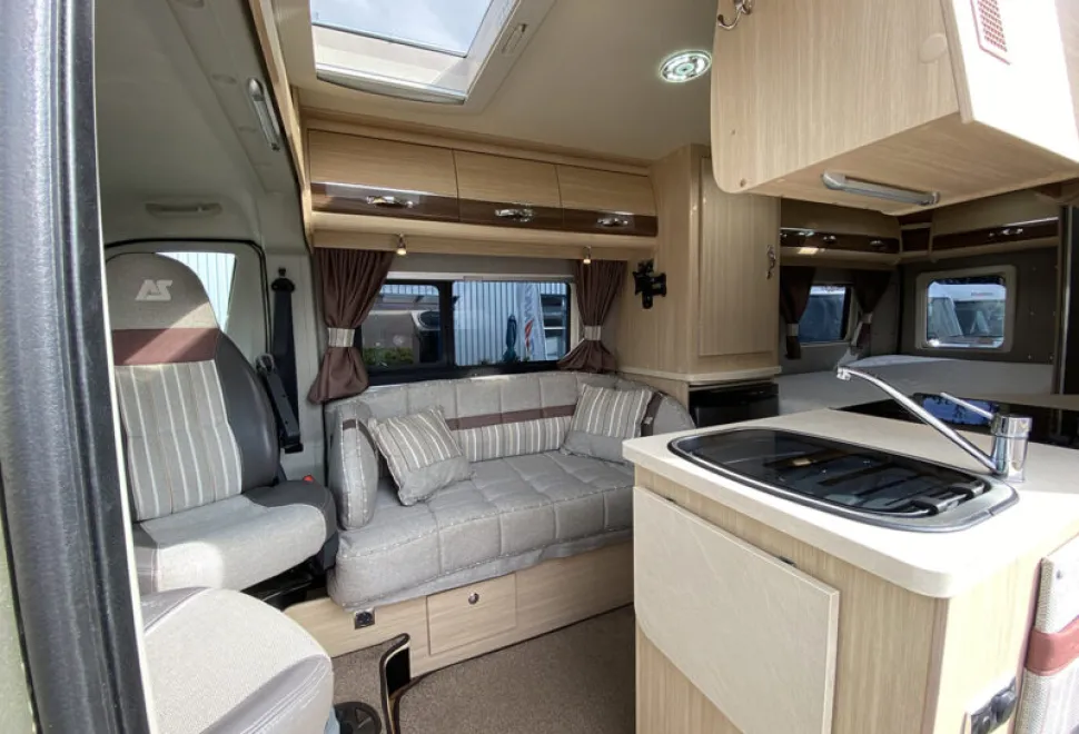 Auto-Sleepers Kingham  2016