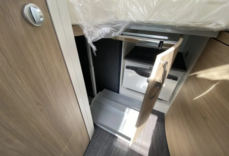Frankia F-Line I 740 GD 2025