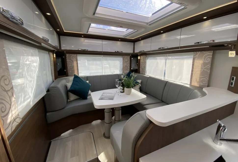 Frankia Platin I 8400 Plus 2025