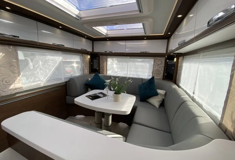 Frankia Platin I 8400 Plus 2025