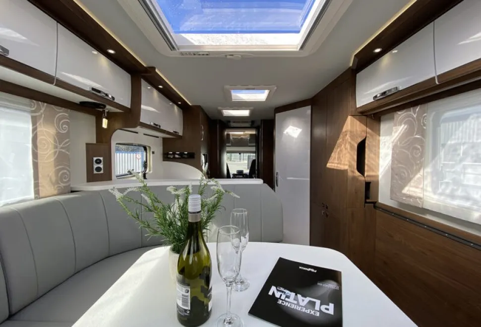 Frankia Platin I 8400 Plus 2025