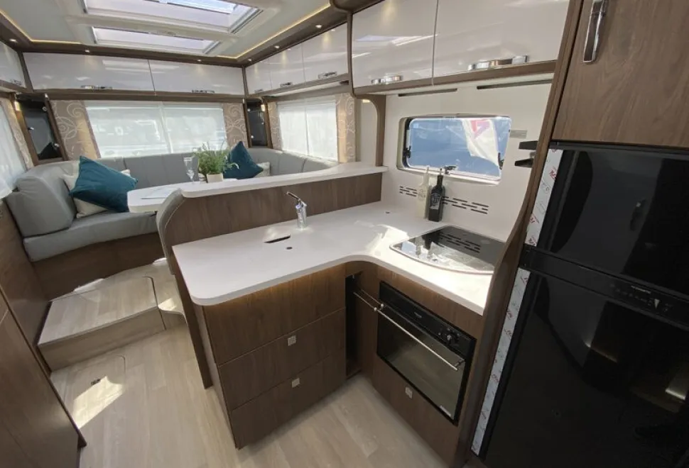 Frankia Platin I 8400 Plus 2025
