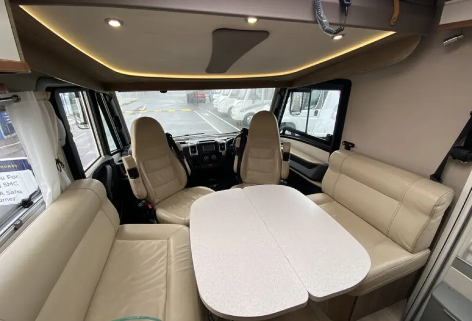 Pilote Premium Class LV22CF 2016