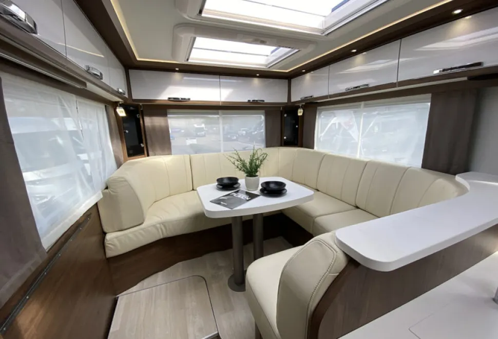 Frankia Platin I 8400 Plus 2025
