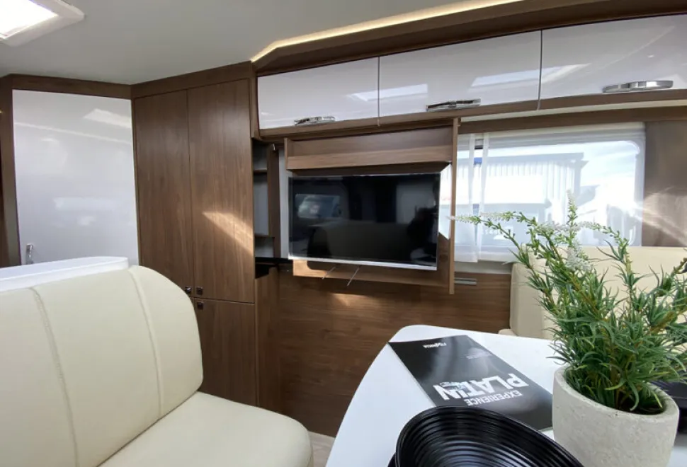 Frankia Platin I 8400 Plus 2025