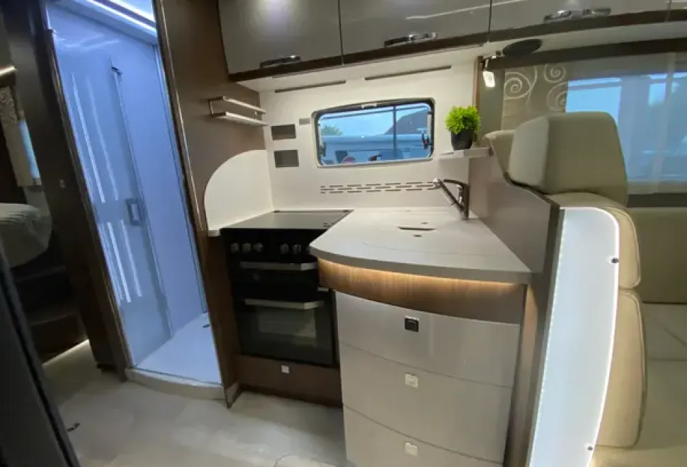 Frankia Platin I 8400 QD 2025