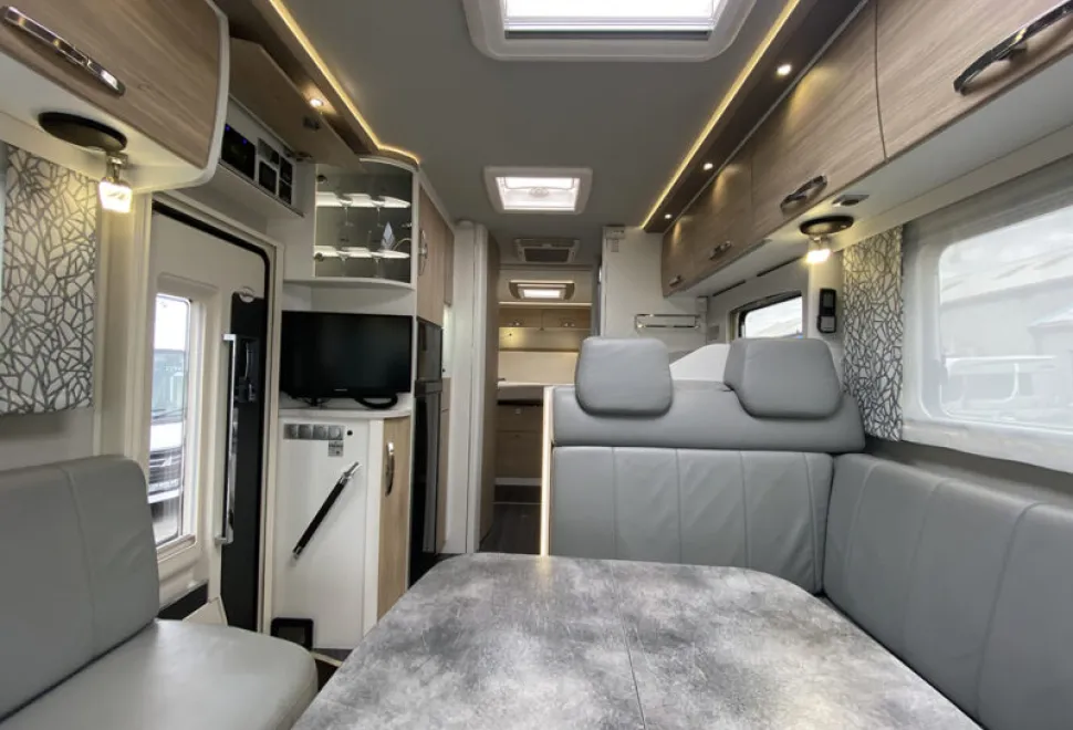 Frankia Platin I 8400 QD 2025