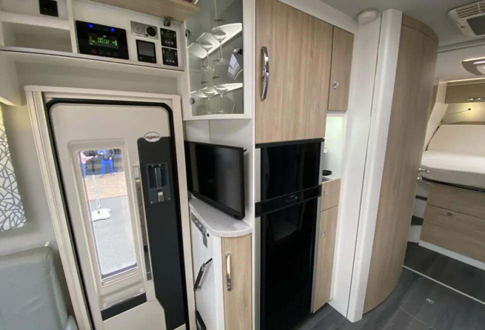 Frankia Platin I 8400 QD 2025