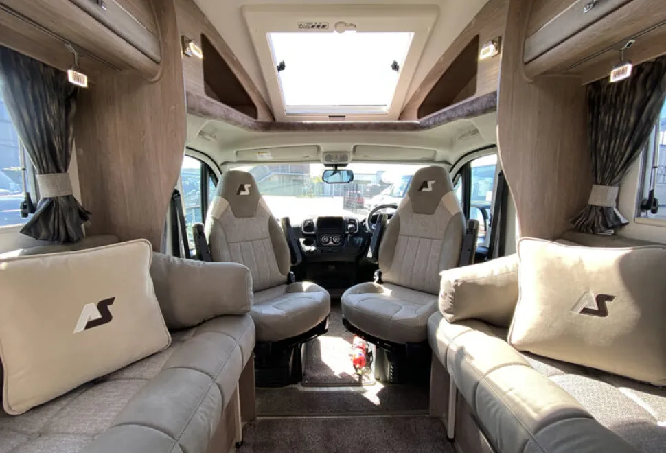 Auto-Sleepers Corinium FB  2025