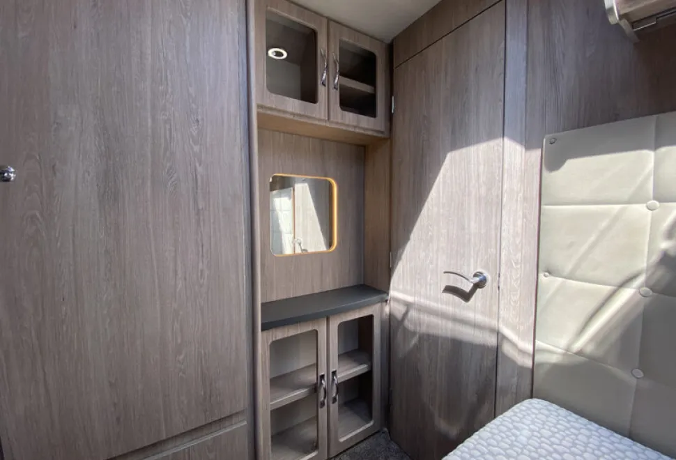 Auto-Sleepers Corinium FB  2025