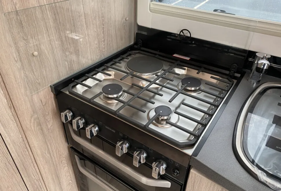 Auto-Sleepers Nuevo EK Plus 2026