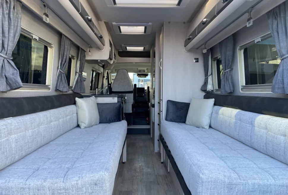 Auto-Sleepers Warwick XL  2026