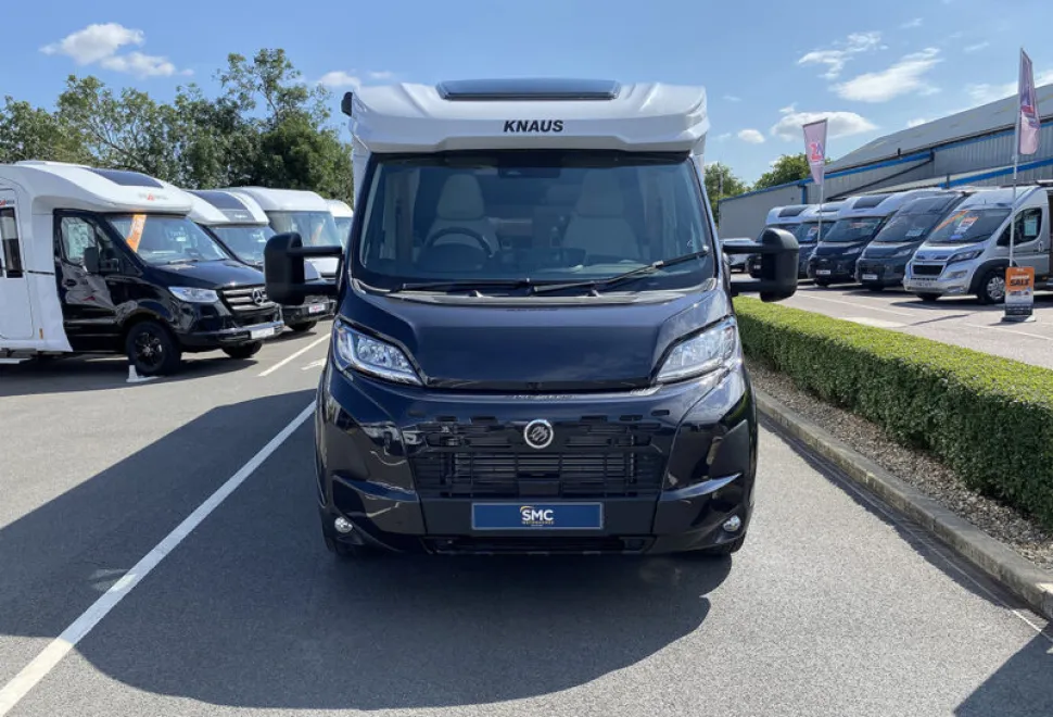 Knaus Live Ti Black Selection 650 MEG 2026