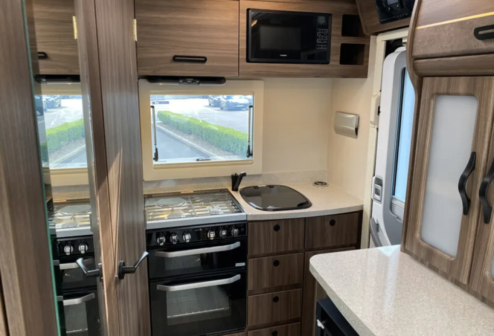 Auto-Sleepers Bourton  2026