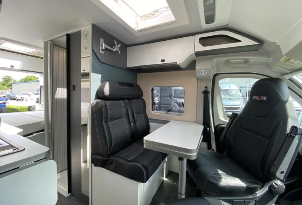 Pilote Premium V540G 2023